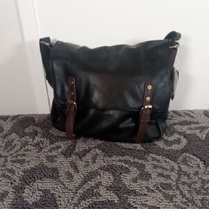 Republic Womens Vegan Leather Messanger Laptop Bag Womens